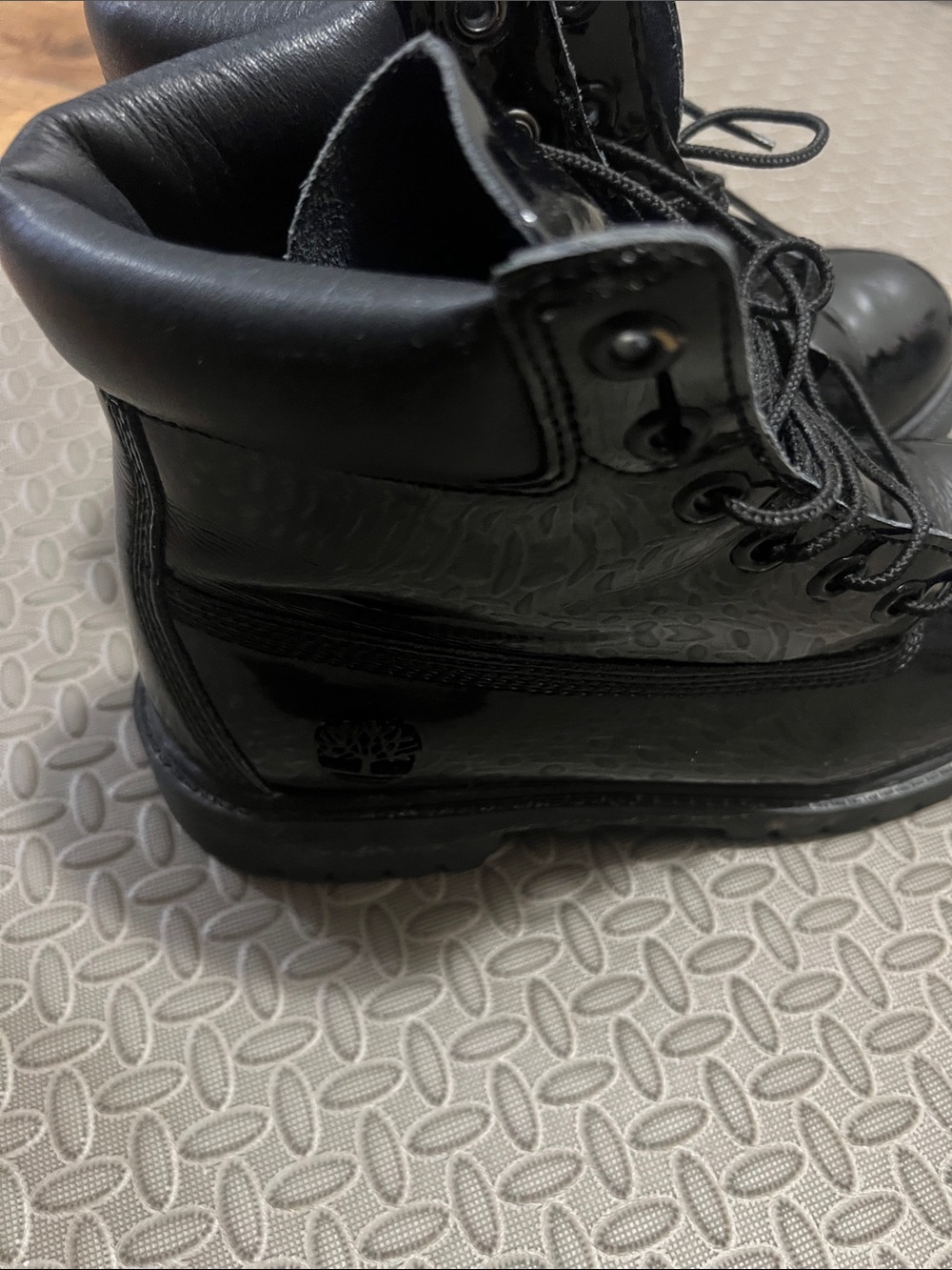Timbaland black boots in good condition